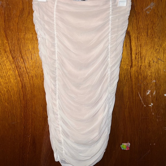 Mesh White Skirt Set - Picture 2 of 5